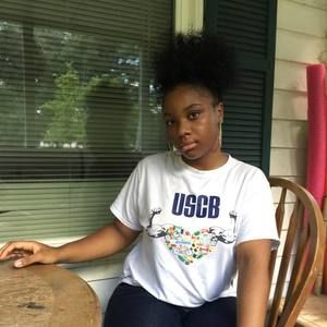 Meet your Posher, Camille